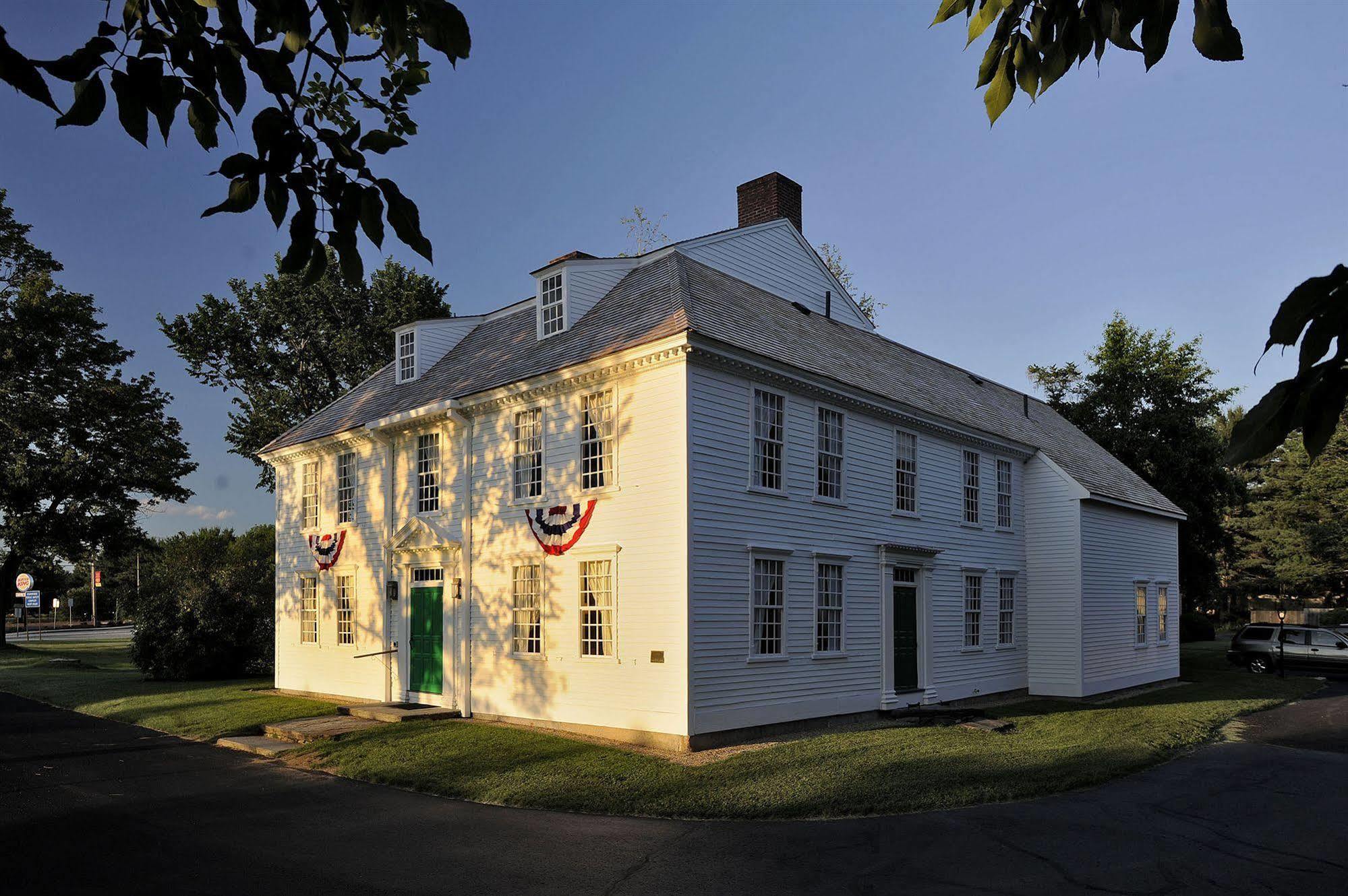 Old Sturbridge Inn & Reeder Family Lodges מראה חיצוני תמונה