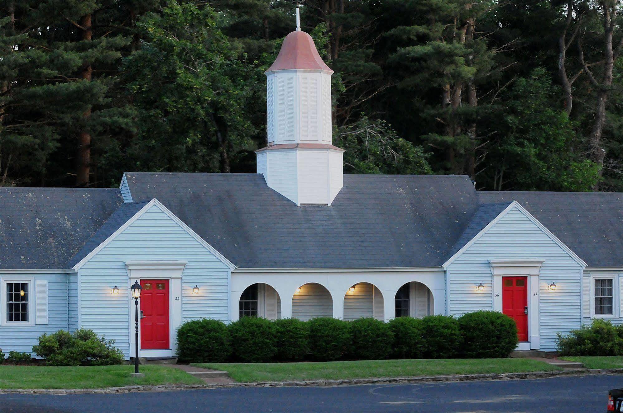 Old Sturbridge Inn & Reeder Family Lodges מראה חיצוני תמונה